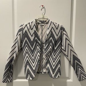 Beautiful White and black dots blazer size Xs